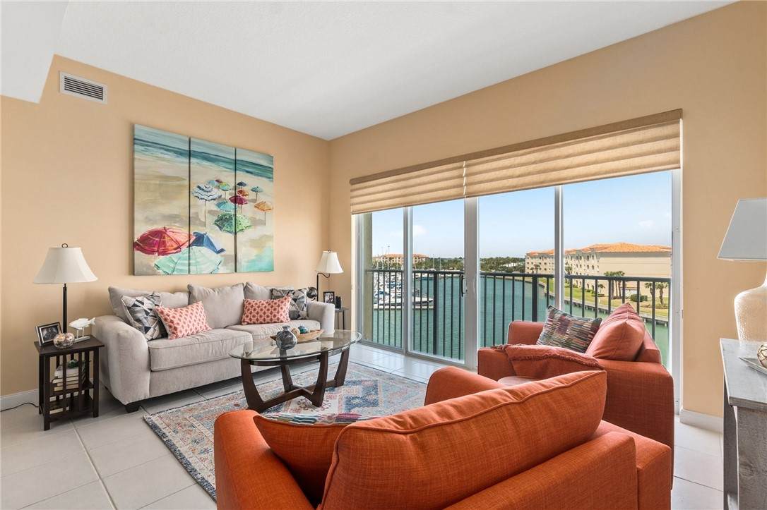 17 Harbour Isle Drive - Photo 1