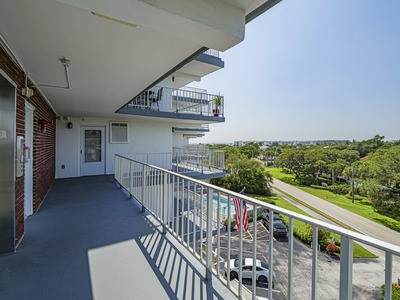 https://bt-photos.global.ssl.fastly.net/indianriver/orig_boomver_1_293164-2.jpg