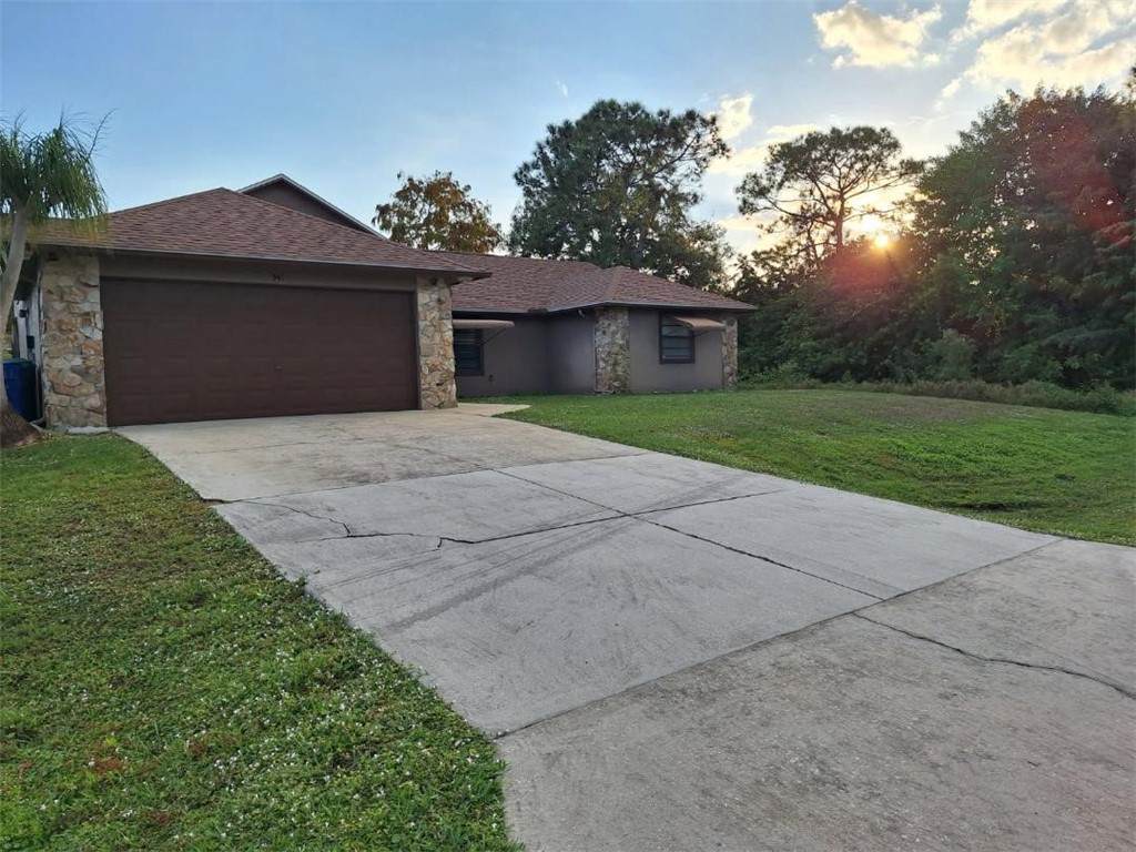 941 Tarpon Avenue - Photo 1