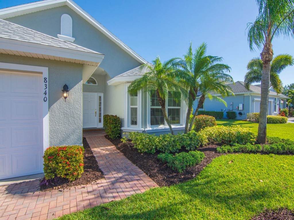 8340 Paladin Square - Photo 1
