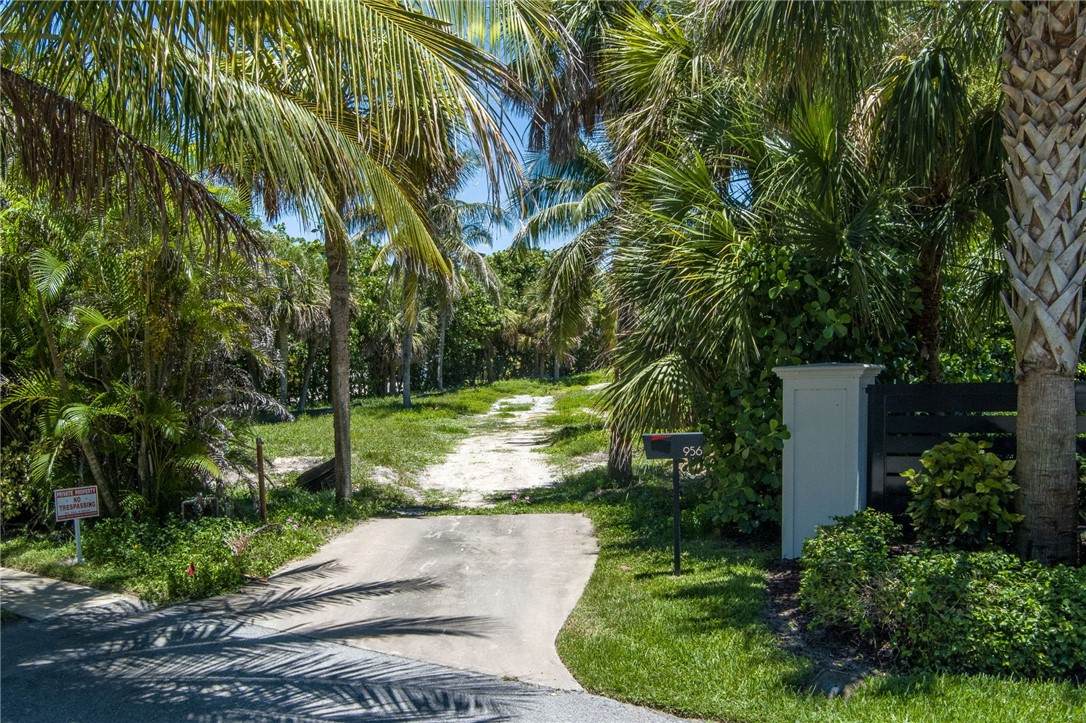 https://bt-photos.global.ssl.fastly.net/indianriver/orig_boomver_1_294027-2.jpg