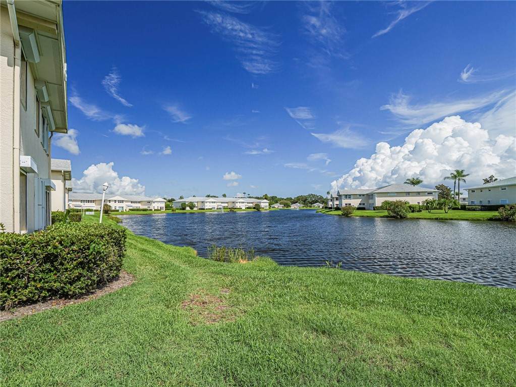 https://bt-photos.global.ssl.fastly.net/indianriver/orig_boomver_1_294251-2.jpg