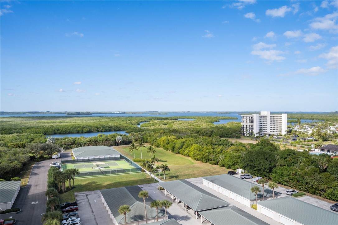 https://bt-photos.global.ssl.fastly.net/indianriver/orig_boomver_1_294425-2.jpg