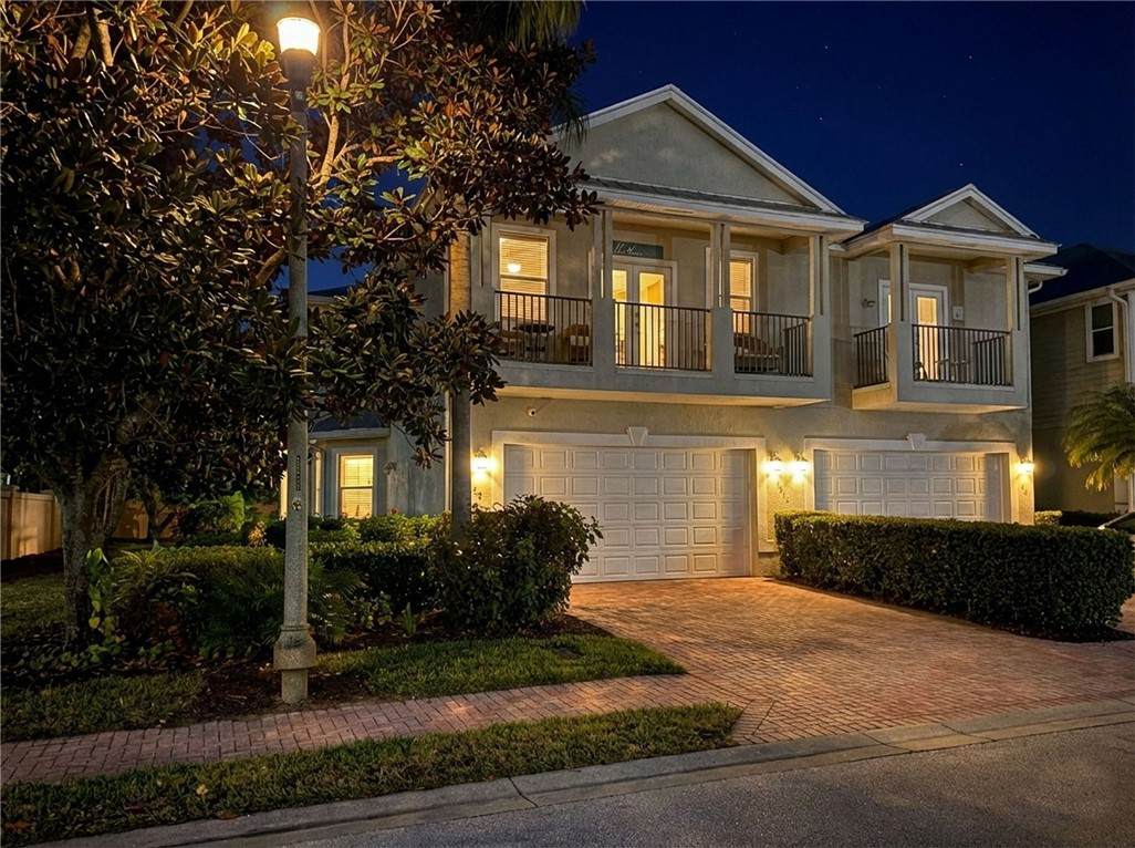 1915 Bridgepointe Circle - Photo 1