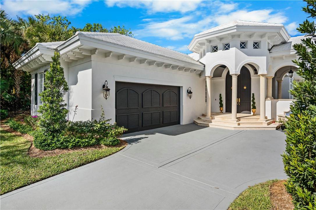 https://bt-photos.global.ssl.fastly.net/indianriver/orig_boomver_1_294875-2.jpg