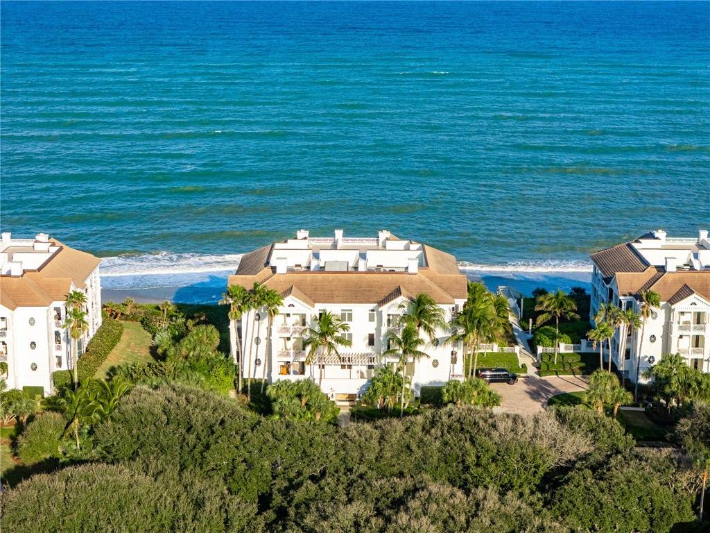 400 Beachview Drive - Photo 1