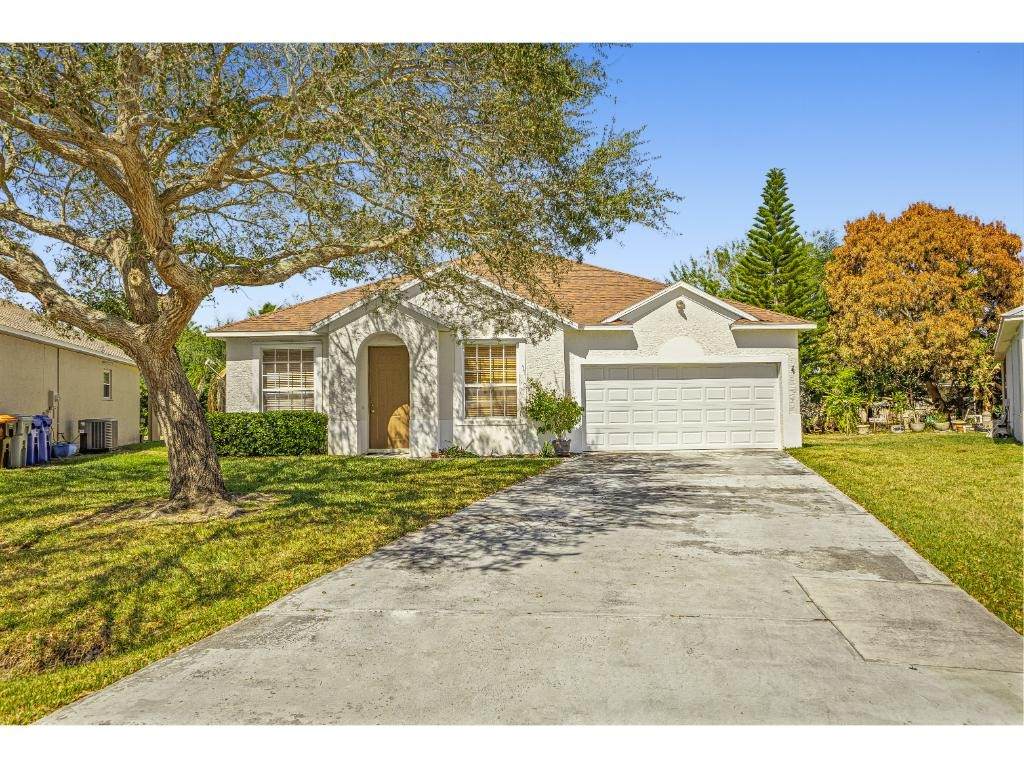 869 11th Drive - Photo 1