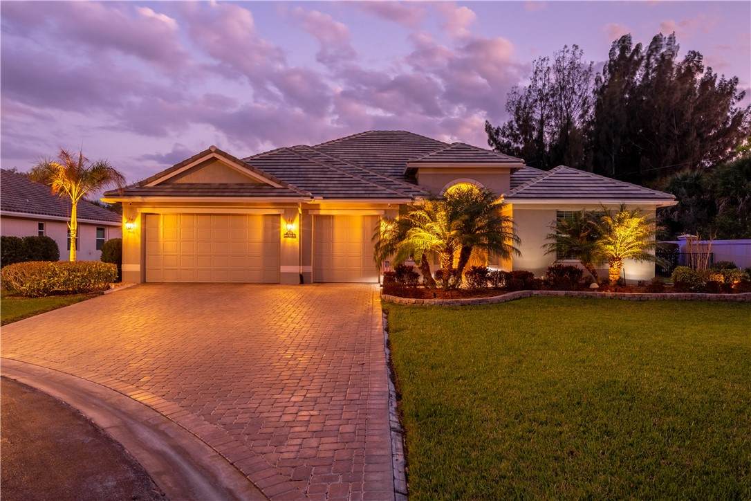 https://bt-photos.global.ssl.fastly.net/indianriver/orig_boomver_1_295457-2.jpg
