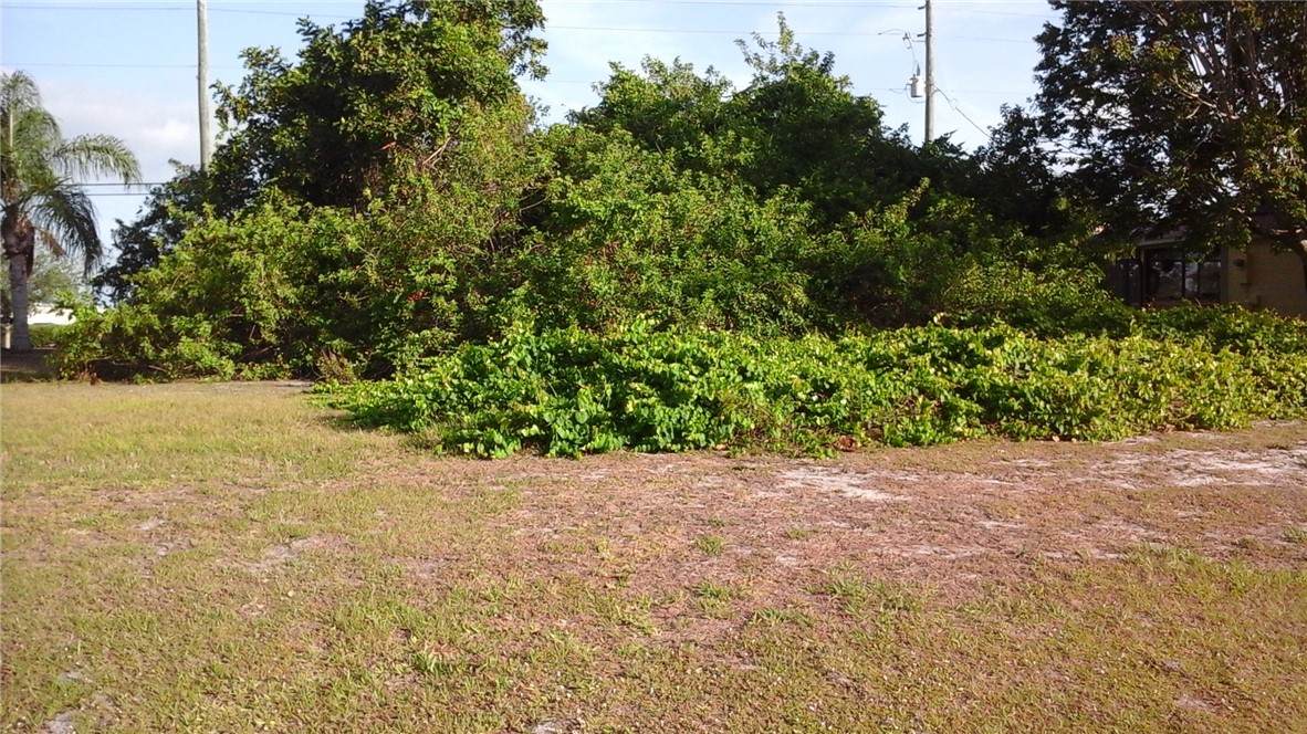 https://bt-photos.global.ssl.fastly.net/indianriver/orig_boomver_1_295625-2.jpg