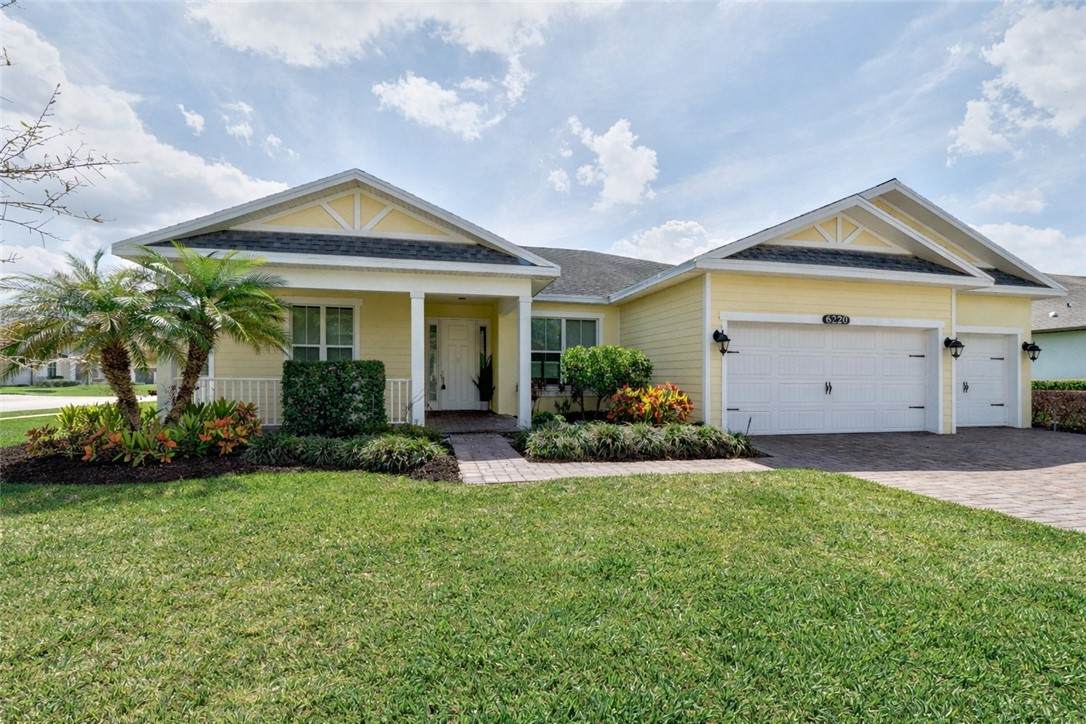 6220 Arcadia Square - Photo 1