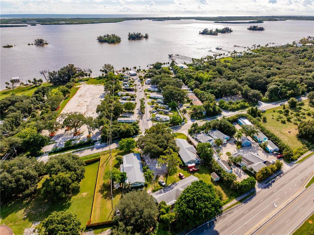 https://bt-photos.global.ssl.fastly.net/indianriver/orig_boomver_1_295824-2.jpg