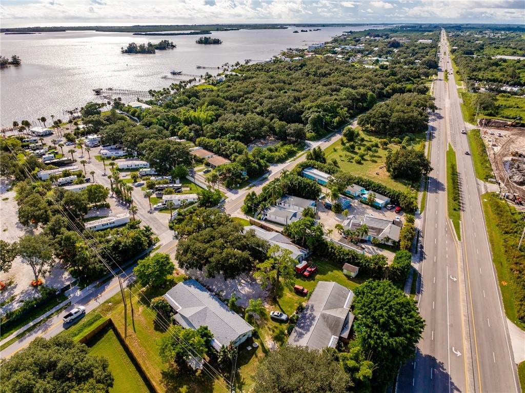 https://bt-photos.global.ssl.fastly.net/indianriver/orig_boomver_1_295824-2.jpg