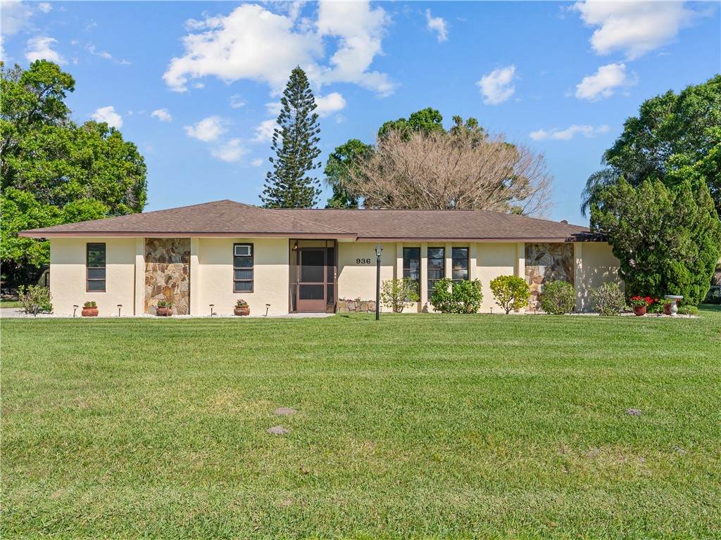 936 25th Avenue - Photo 1