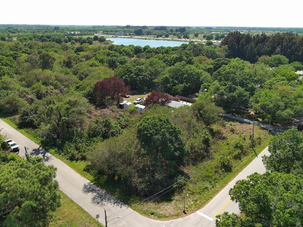 https://bt-photos.global.ssl.fastly.net/indianriver/orig_boomver_1_296204-2.jpg