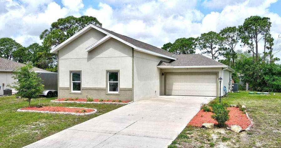 1397 Towton Street - Photo 1