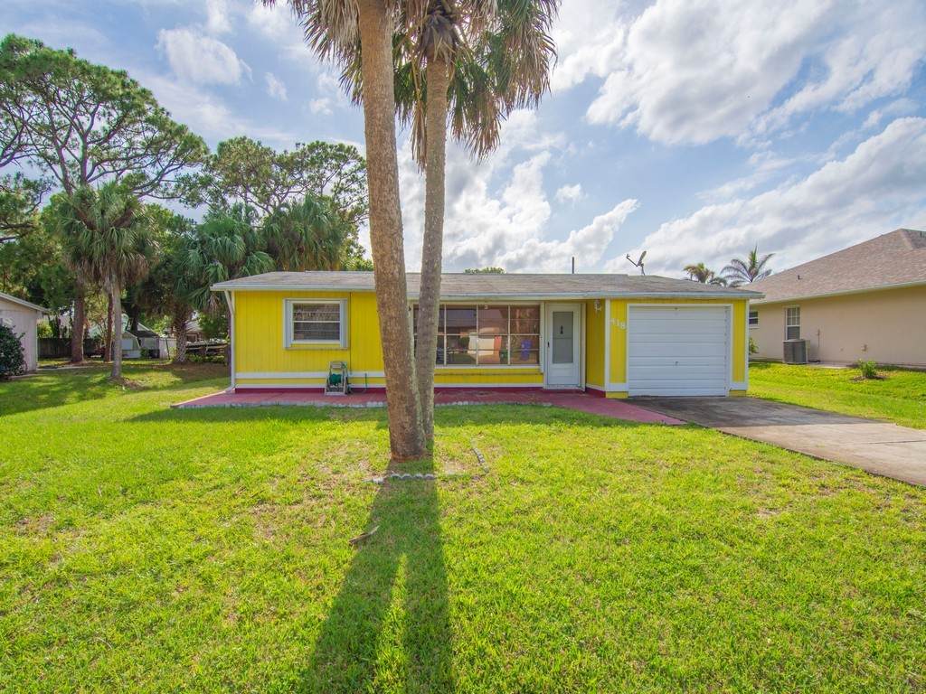 418 Maple Street - Photo 1