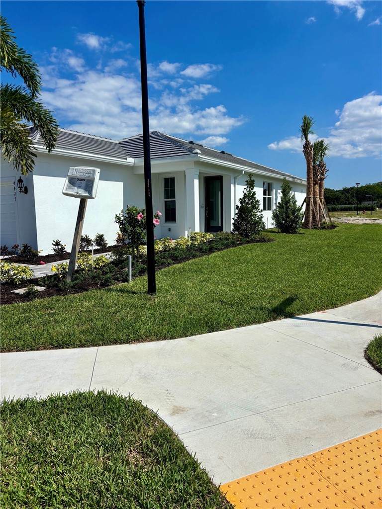 https://bt-photos.global.ssl.fastly.net/indianriver/orig_boomver_1_297222-2.jpg