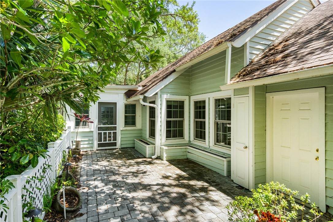 1546 Sabal Court - Photo 1