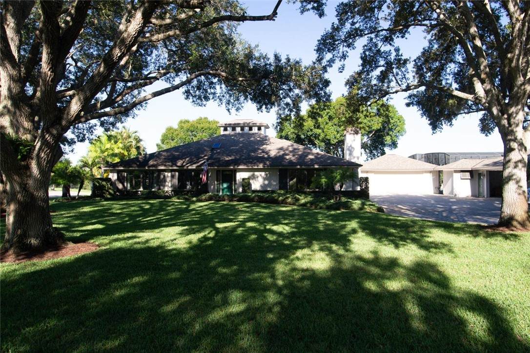 869 Robin Lane - Photo 1