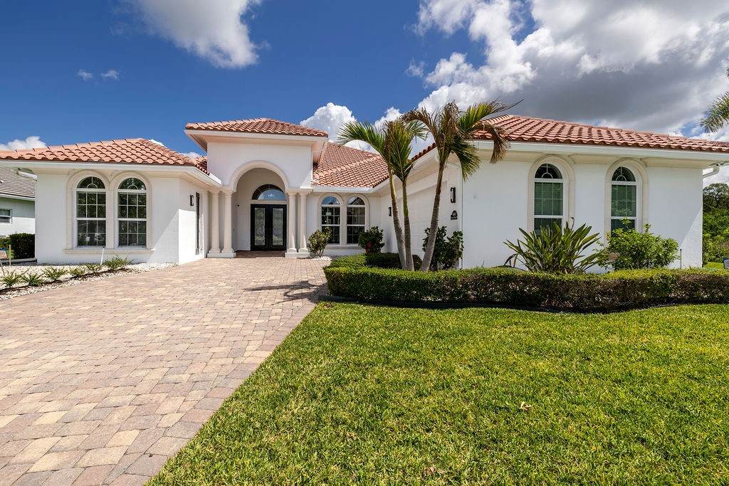 4440 Jacqueline Manor - Photo 1