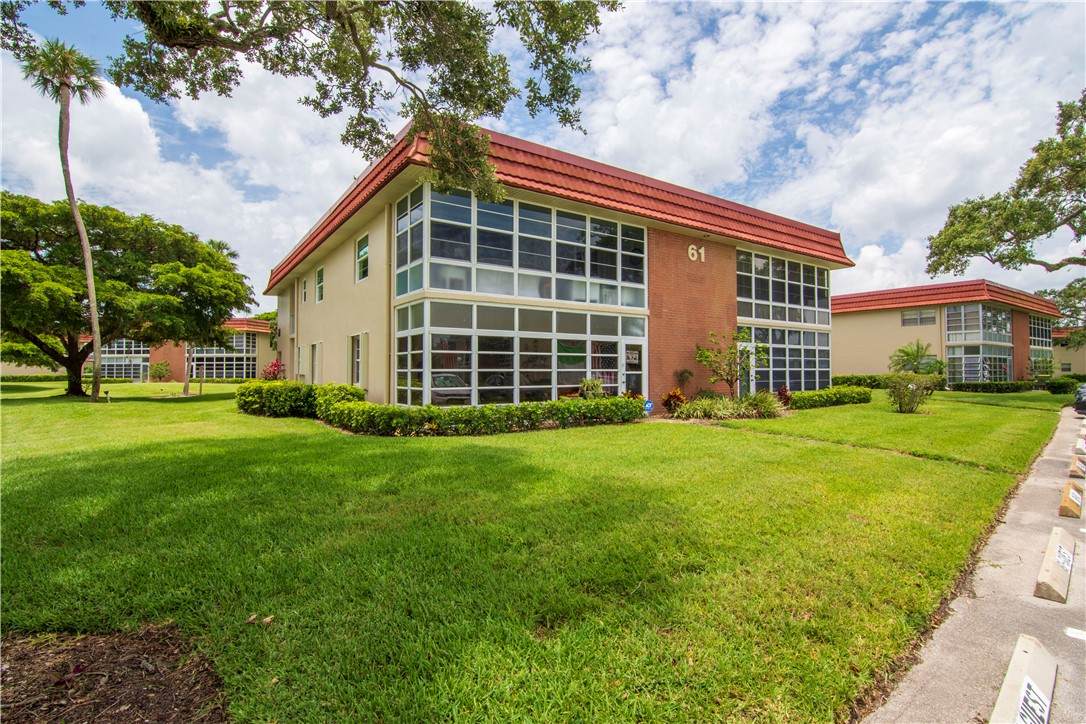 61 Woodland Drive - Photo 1