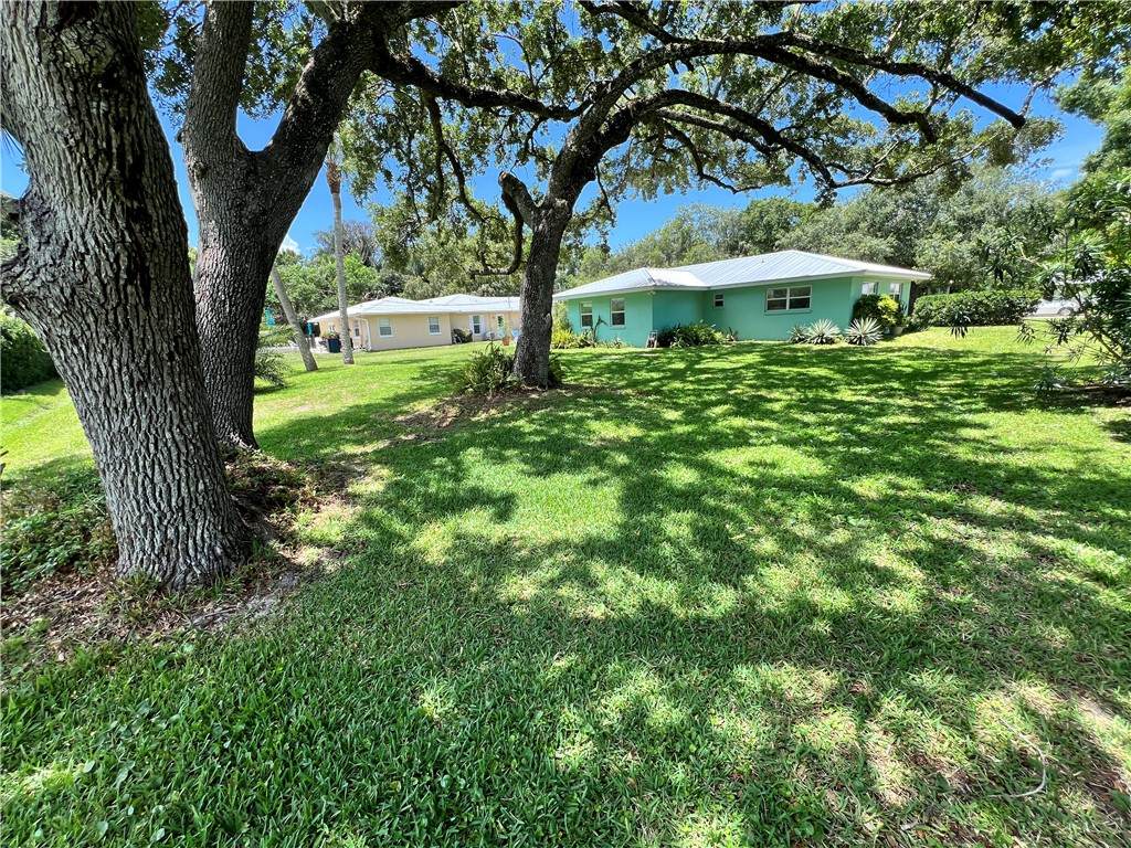 https://bt-photos.global.ssl.fastly.net/indianriver/orig_boomver_1_297603-2.jpg