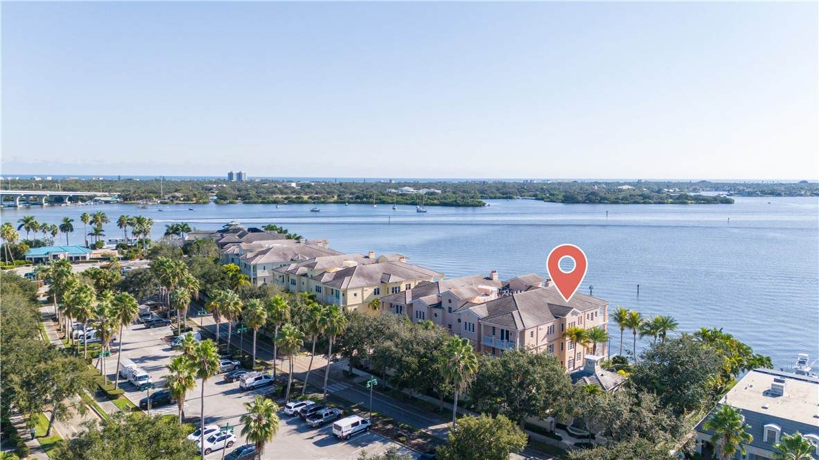 11 Royal Palm Point - Photo 1