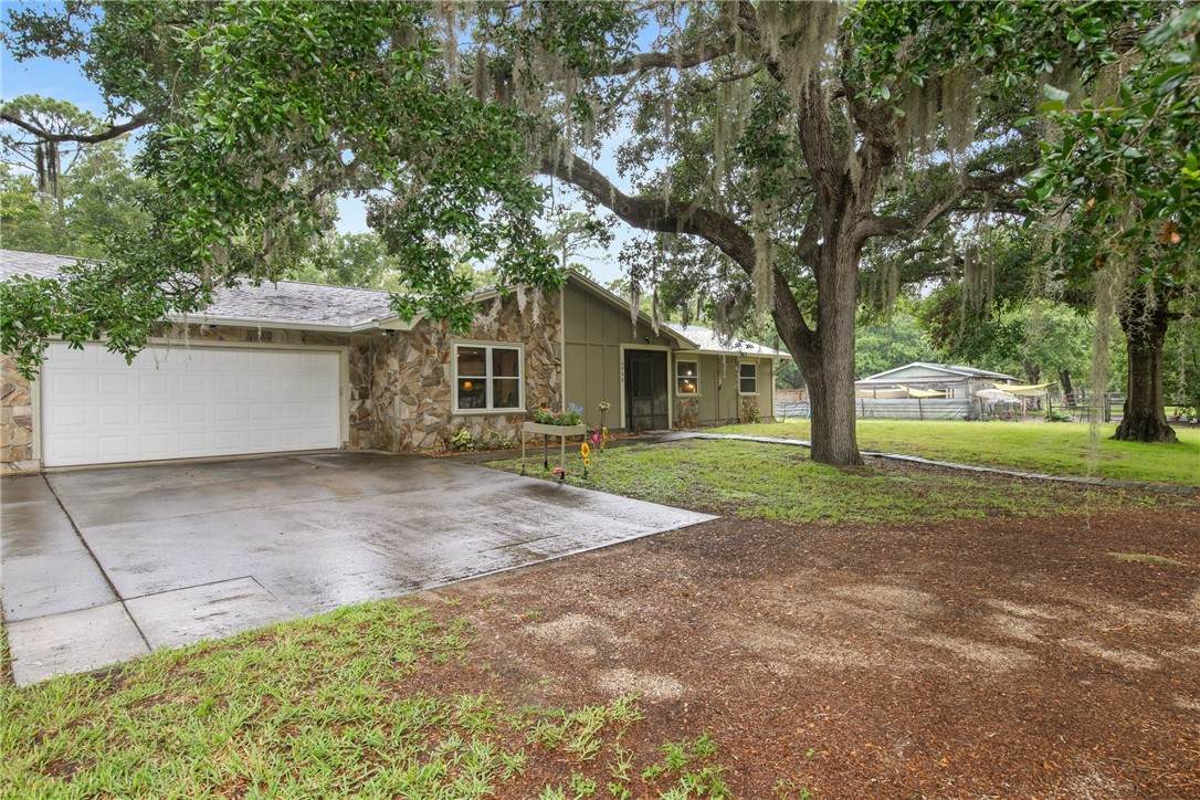 https://bt-photos.global.ssl.fastly.net/indianriver/orig_boomver_1_298084-2.jpg