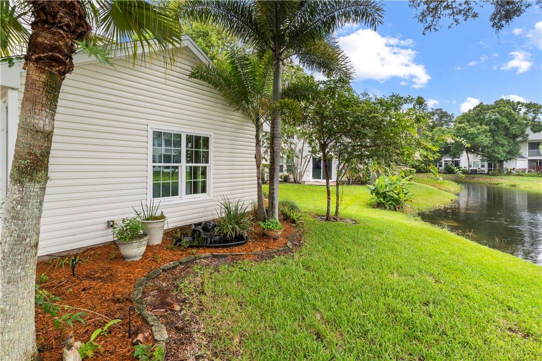 https://bt-photos.global.ssl.fastly.net/indianriver/orig_boomver_1_298232-2.jpg