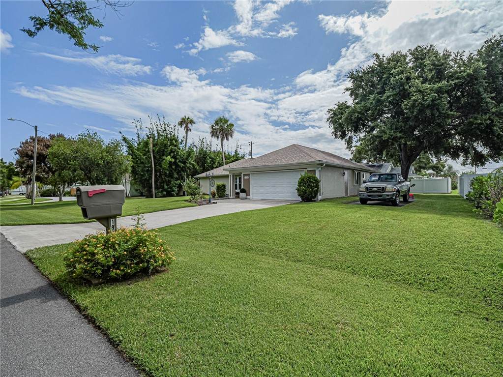 https://bt-photos.global.ssl.fastly.net/indianriver/orig_boomver_1_298401-2.jpg