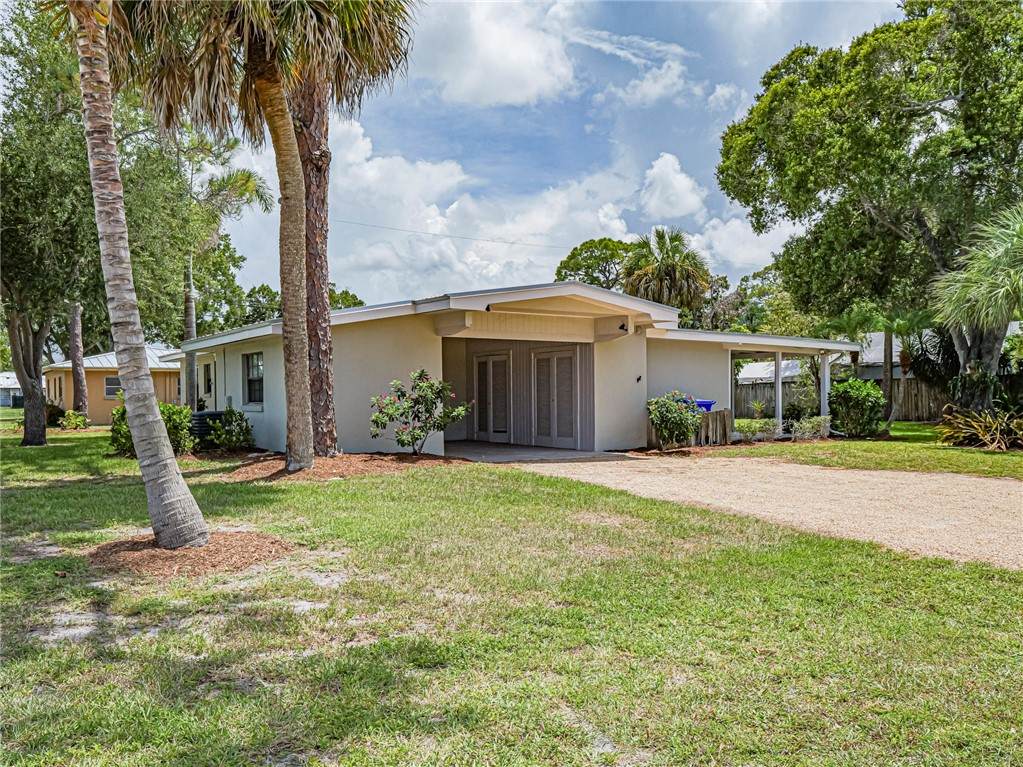 https://bt-photos.global.ssl.fastly.net/indianriver/orig_boomver_1_298443-2.jpg