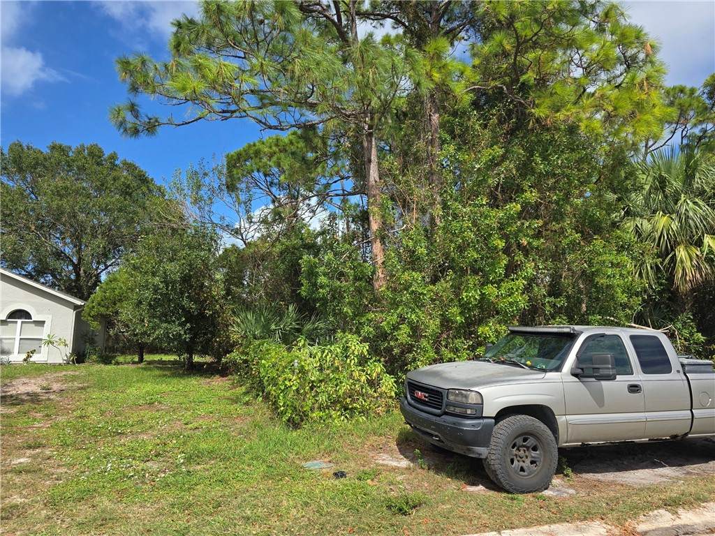 https://bt-photos.global.ssl.fastly.net/indianriver/orig_boomver_1_298794-2.jpg