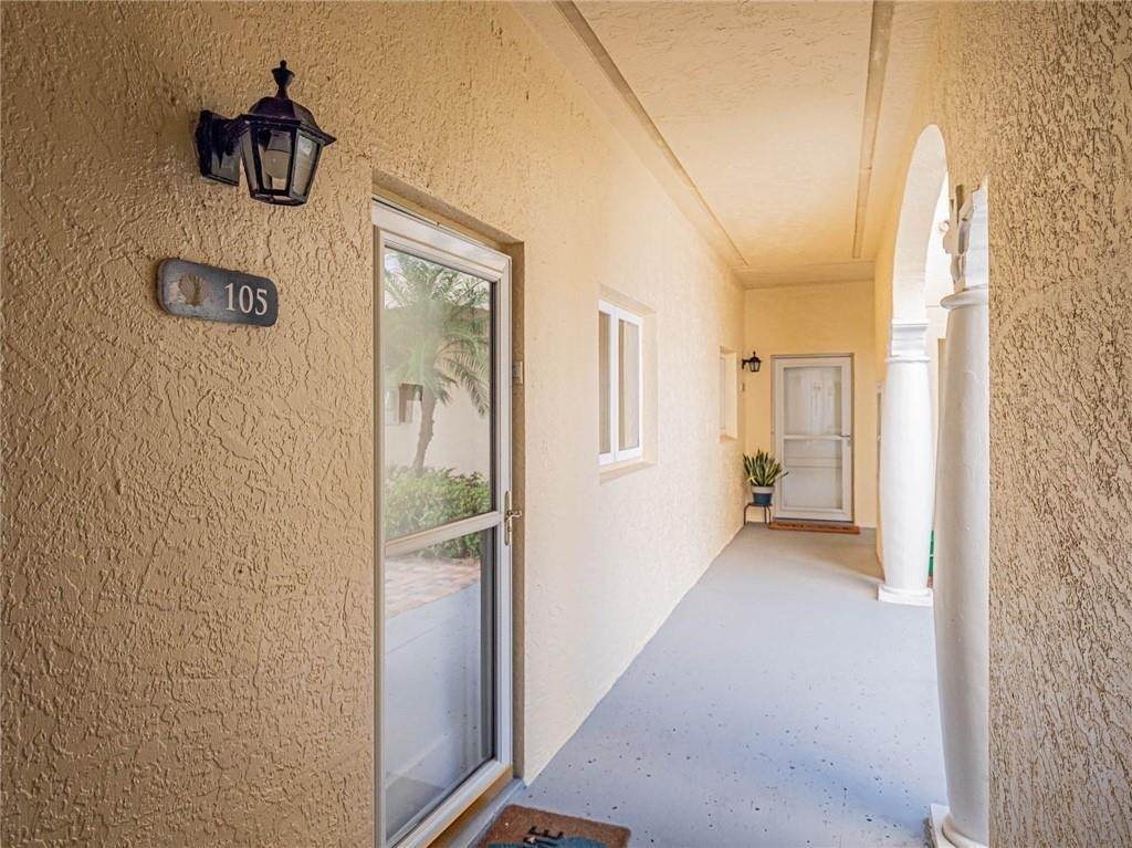 https://bt-photos.global.ssl.fastly.net/indianriver/orig_boomver_1_298859-2.jpg
