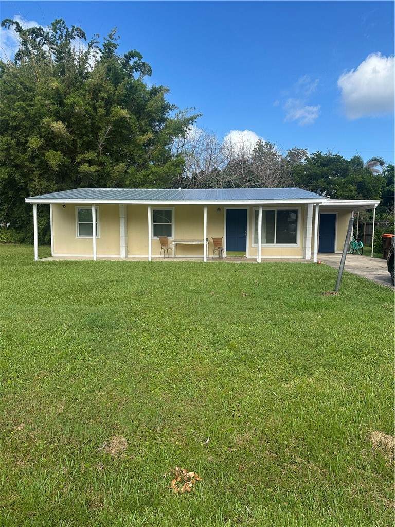 1571 4th Court - Photo 1