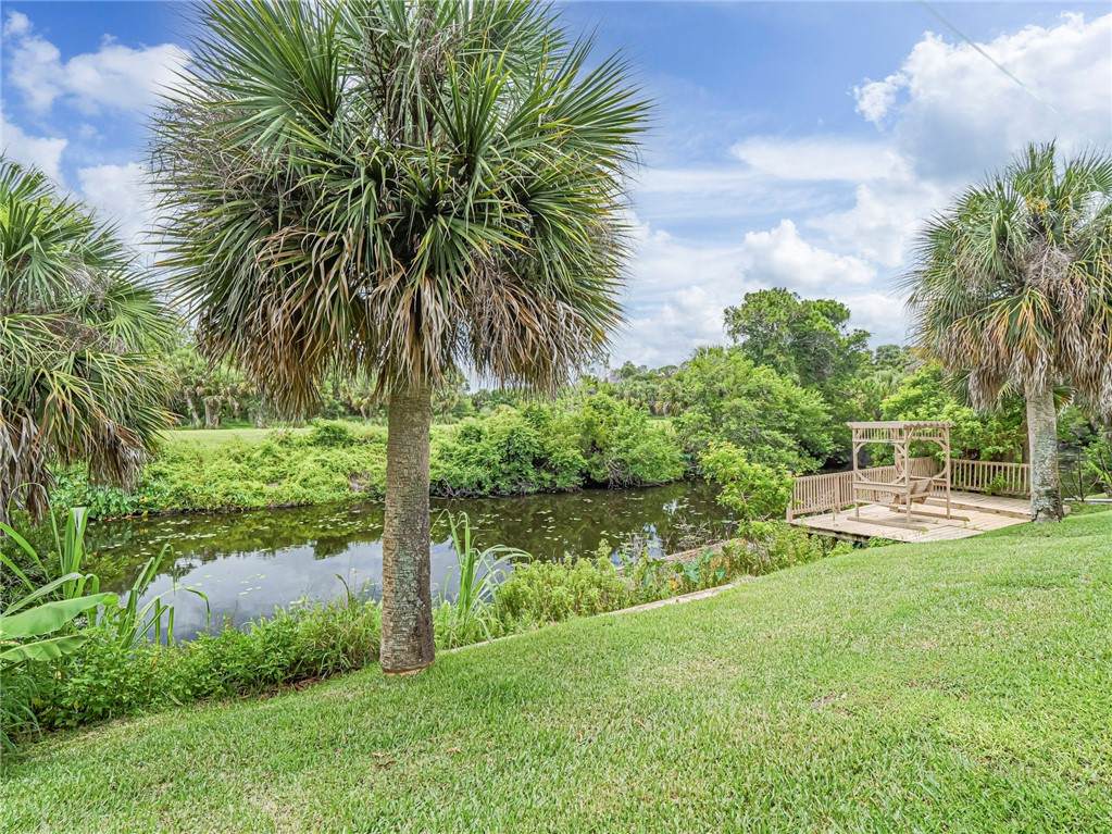 https://bt-photos.global.ssl.fastly.net/indianriver/orig_boomver_1_298918-2.jpg