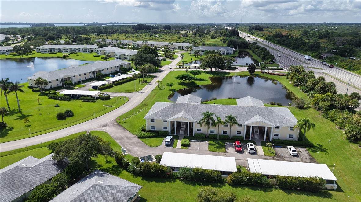 https://bt-photos.global.ssl.fastly.net/indianriver/orig_boomver_1_299607-2.jpg