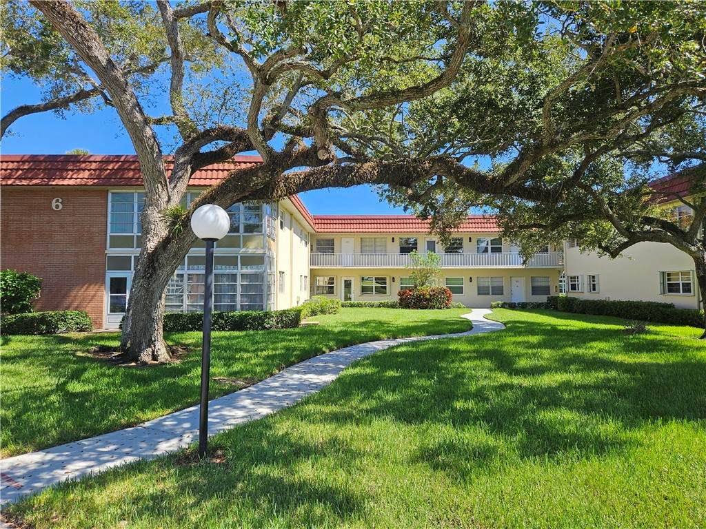 6 Vista Palm Lane - Photo 1