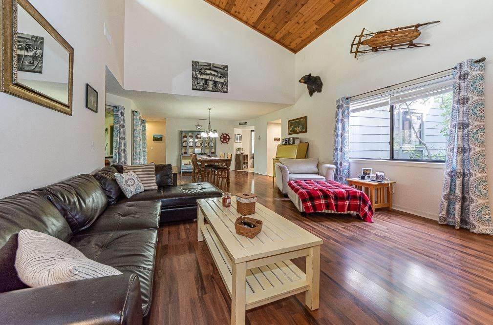 2150 Pine Creek Boulevard - Photo 1