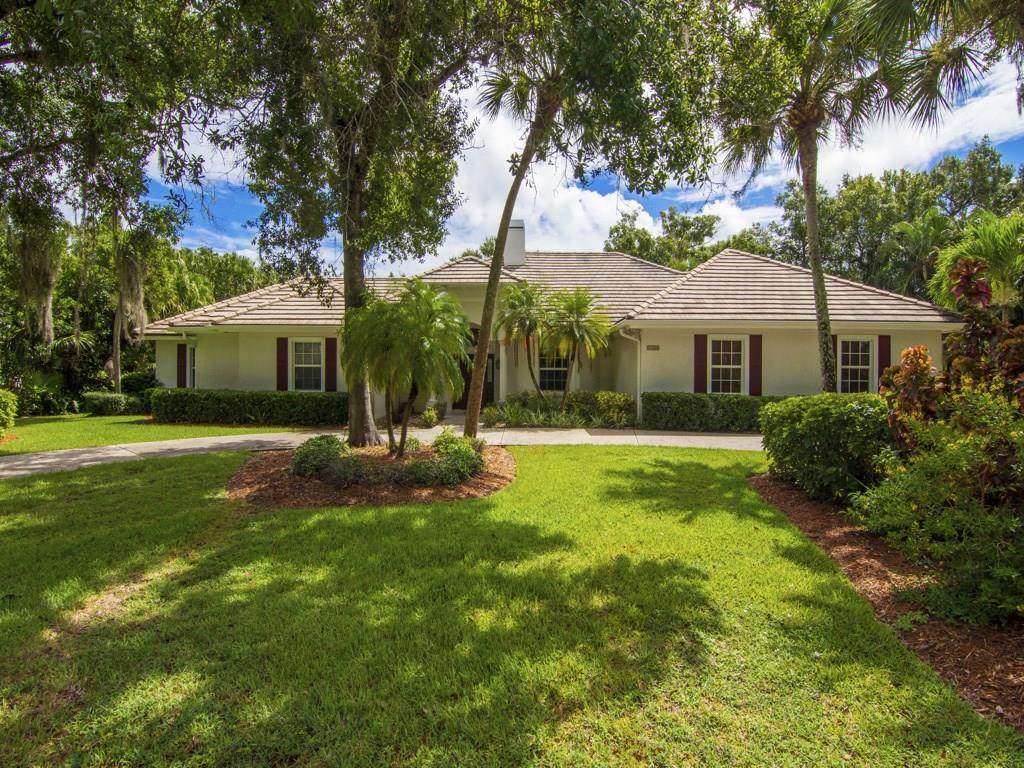 1740 Rosewood - Photo 1