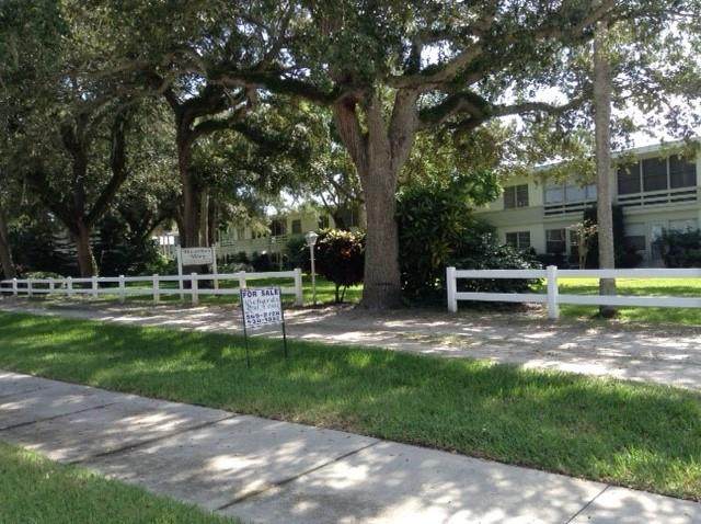 677 Royal Palm Boulevard - Photo 1