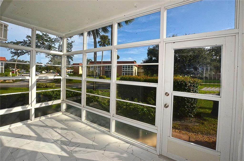100 Spring Lake Drive - Photo 1