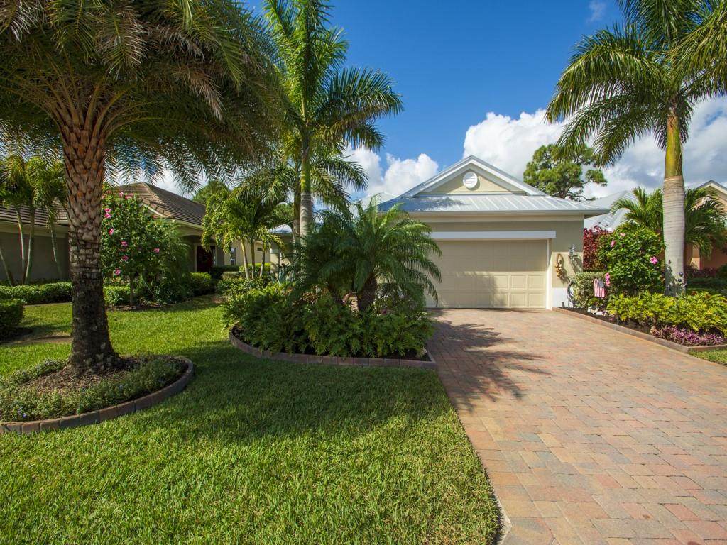 239 11th Square - Photo 1