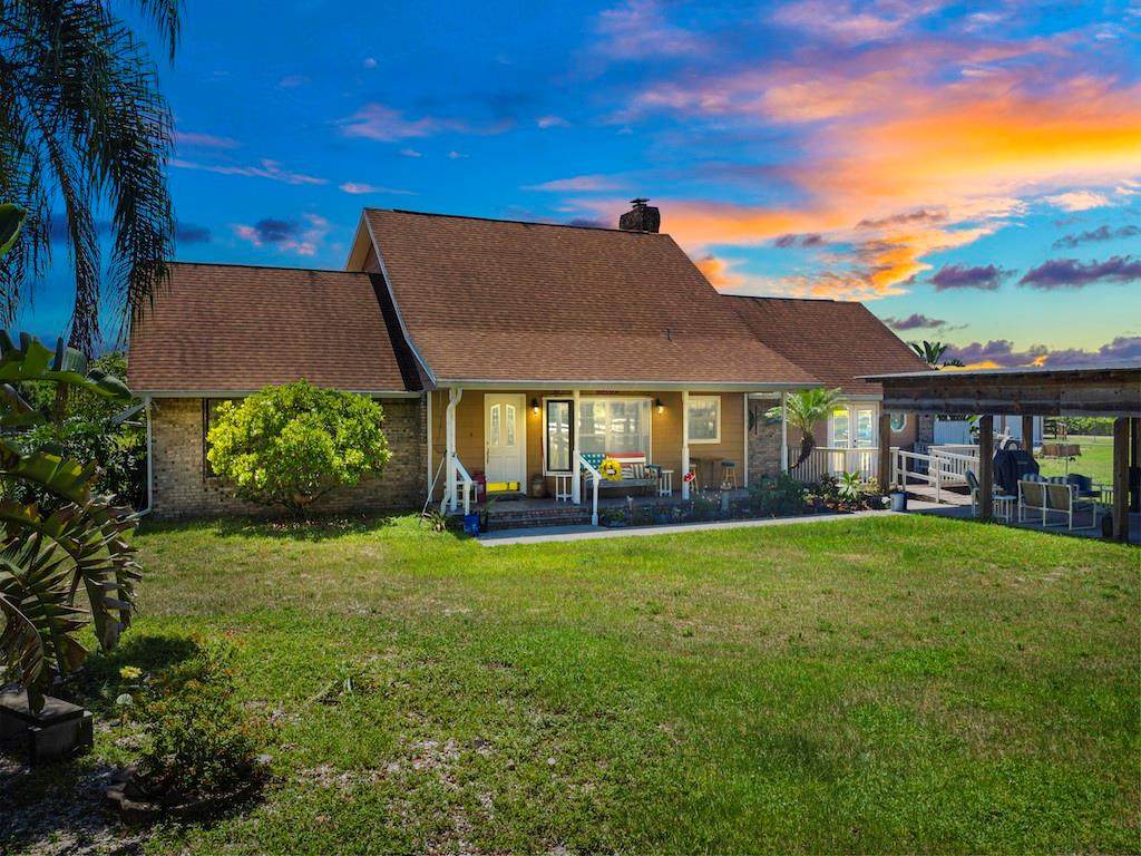 635 Grant Road - Photo 1