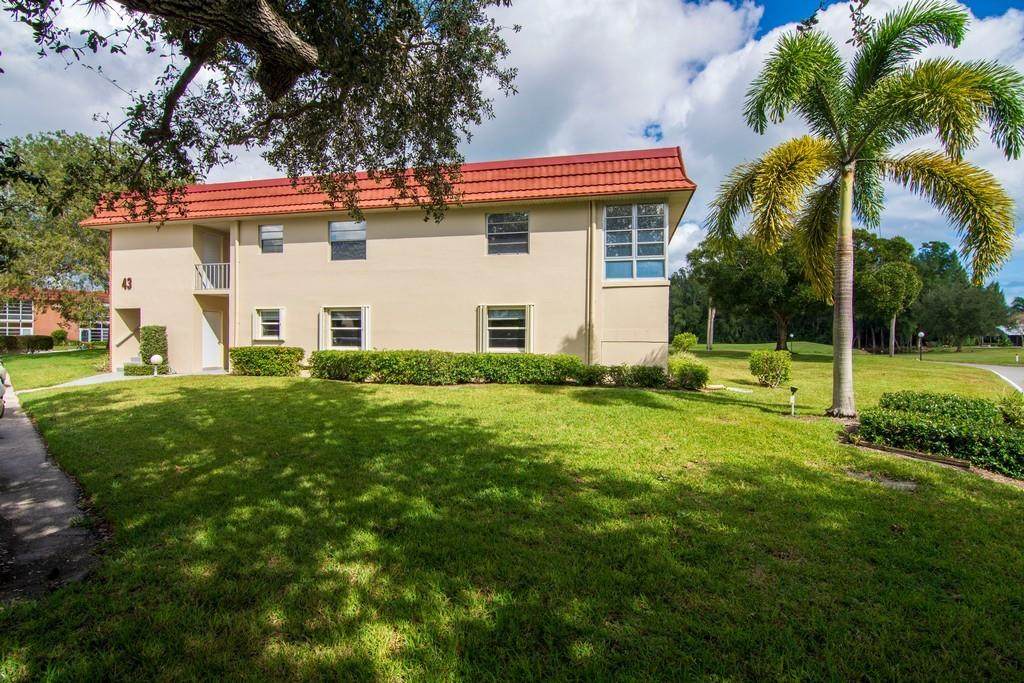 43 Woodland Drive - Photo 1
