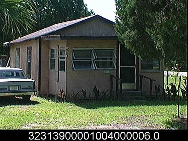 8410 63rd Court - Photo 1