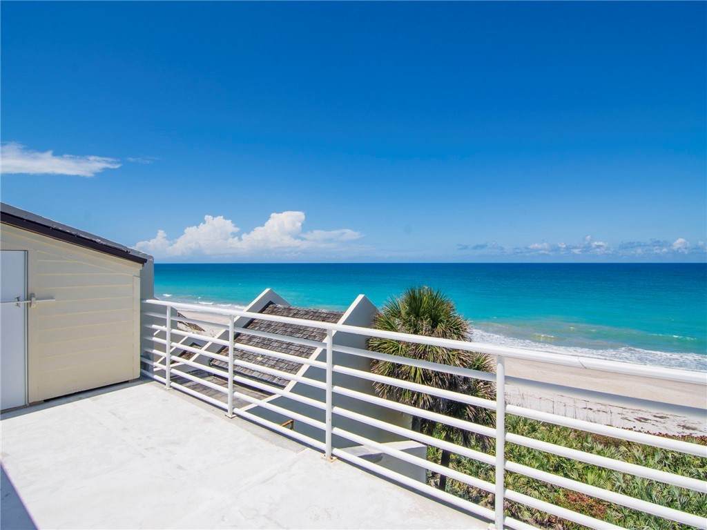 8444 Oceanside Drive - Photo 1