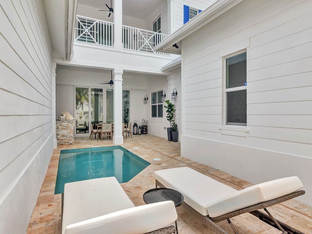 75 Strand Drive - Photo 1