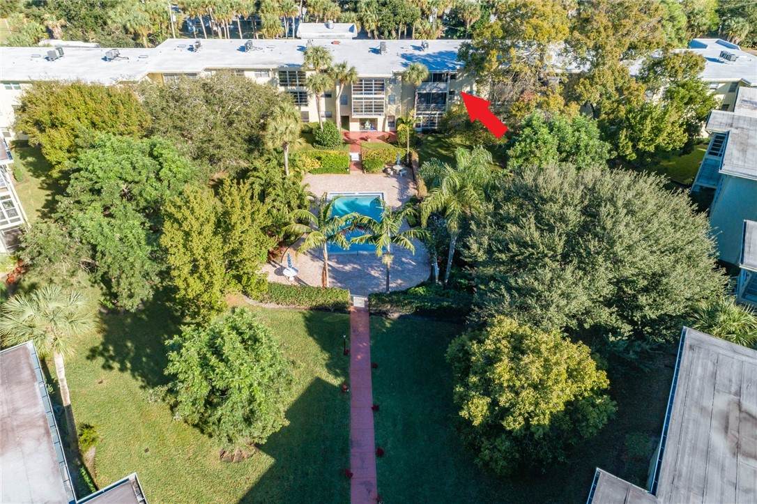 1100 Ponce De Leon Circle - Photo 1