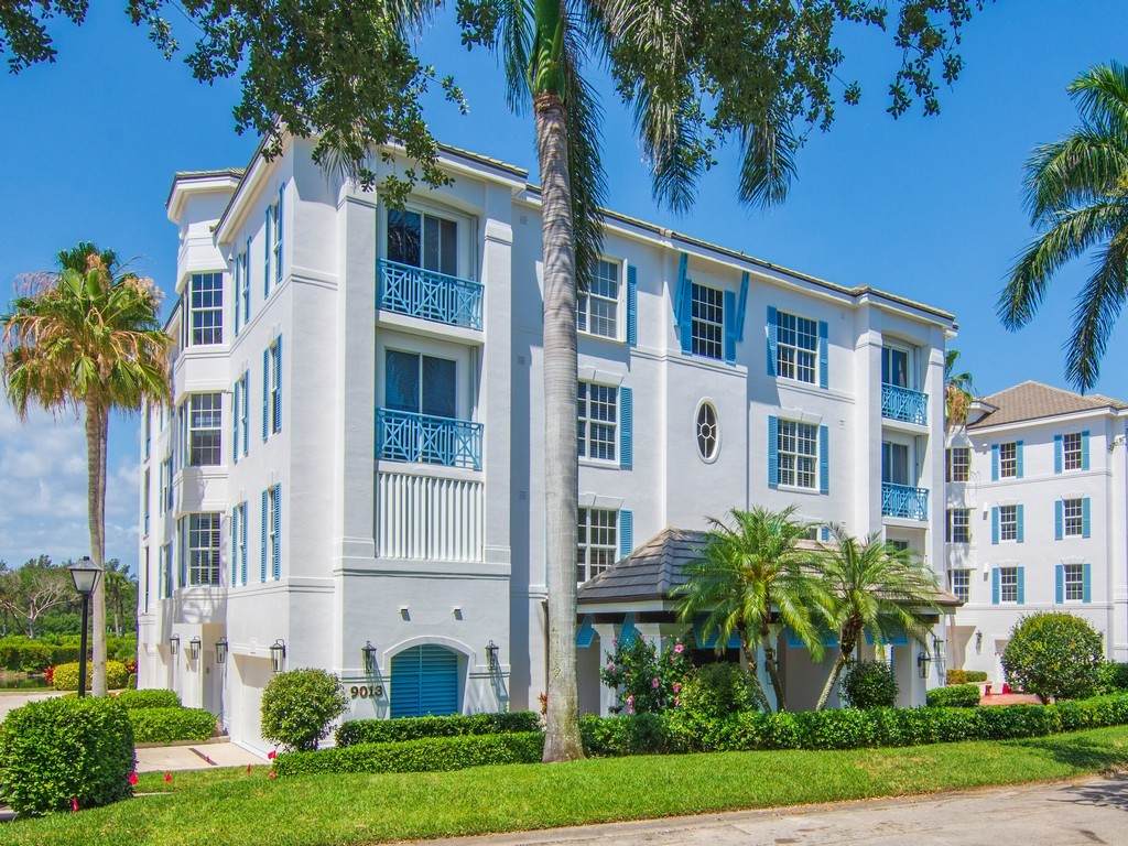 9013 Somerset Bay Lane - Photo 1