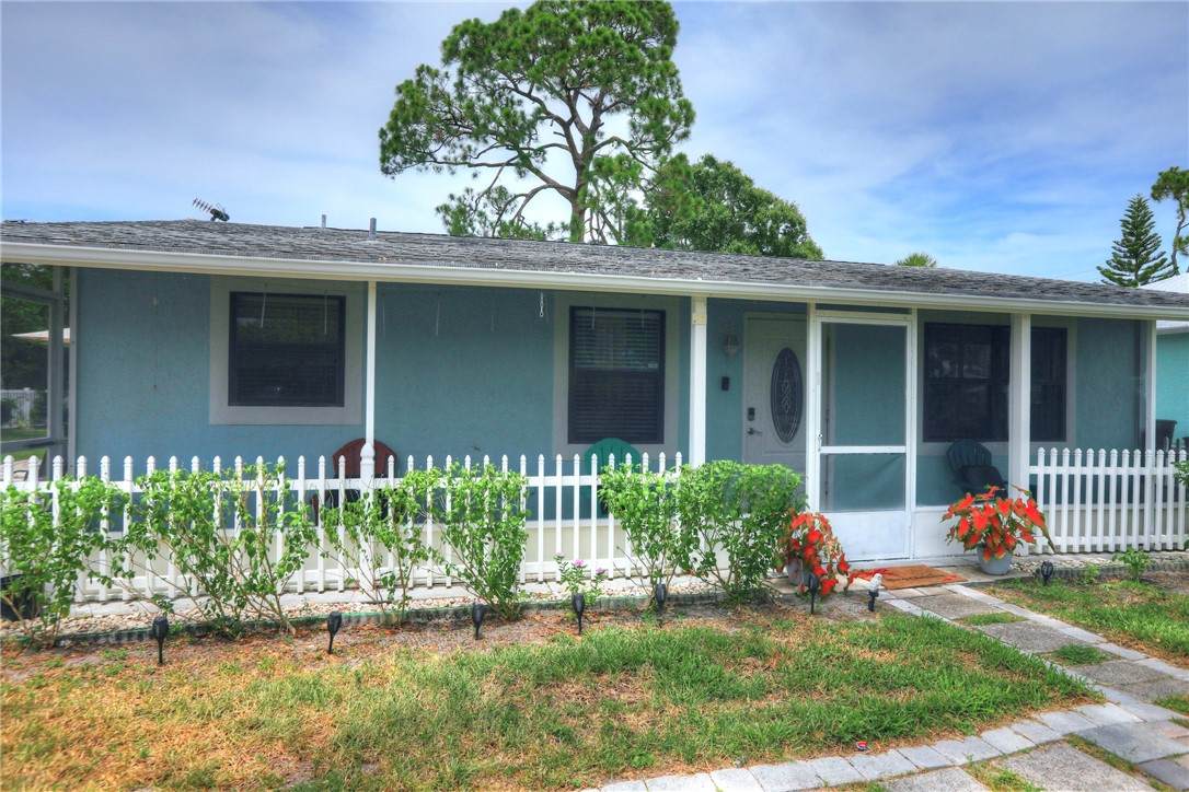 1594 Esterbrook Lane - Photo 1